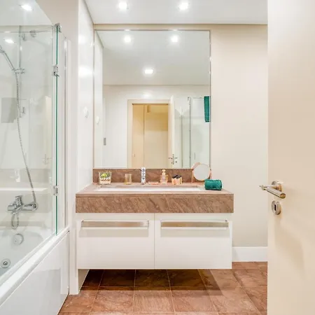 Appartement Bm - 3 Pools-gym-ac-huge Balcony Sea View