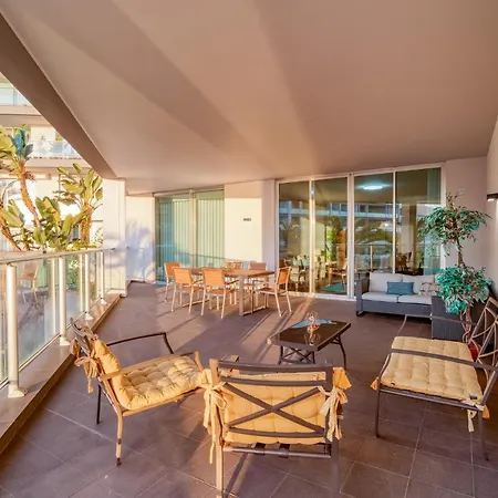 Bm - 3 Pools-gym-ac-huge Balcony Sea View *