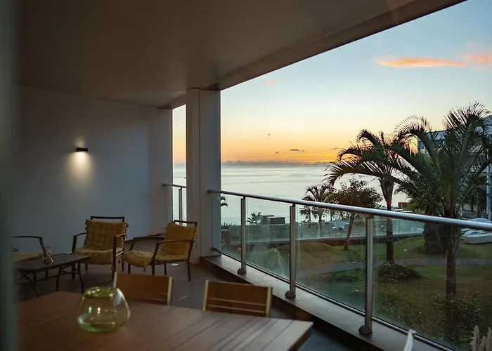 Bm - 3 Pools-gym-ac-huge Balcony Sea View *