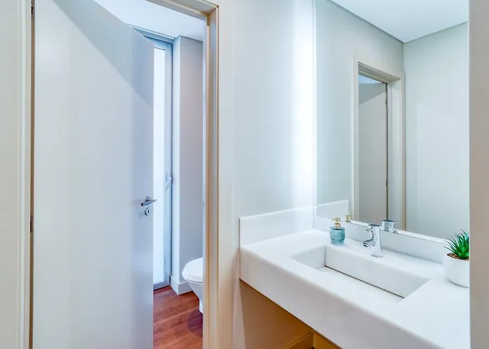Bm - 3 Pools-gym-ac-huge Balcony Sea View Apartman