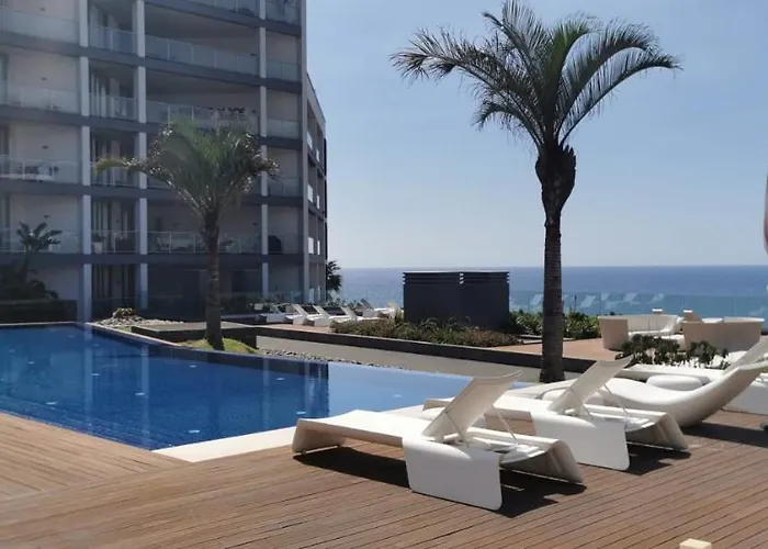 Bm - 3 Pools-gym-ac-huge Balcony Sea View