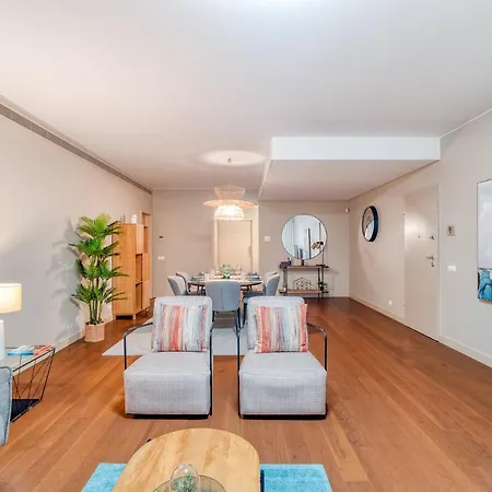 Apartamento Bm - 3 Pools-gym-ac-huge Balcony Sea View Funchal (Madeira)